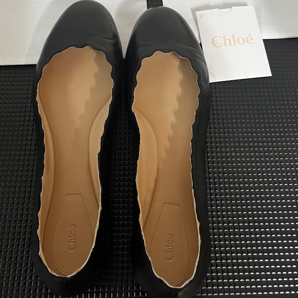 Chloe Women's Lauren Scalloped Ballet Flats Black Size 41